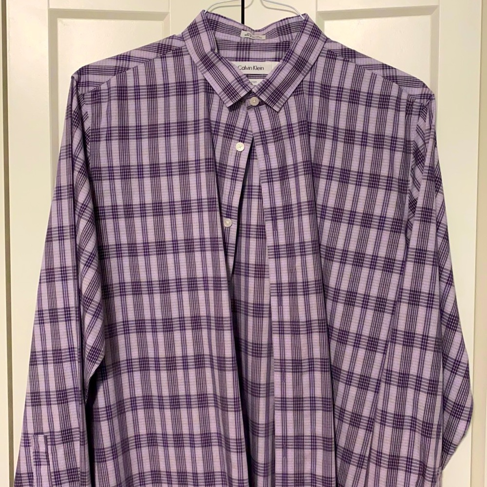 Mens L Calvin Klein button down